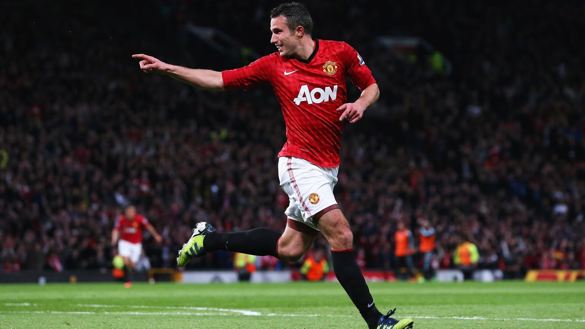 “法甲争冠局势紧张，最终名次待揭晓”，法甲谁是冠军